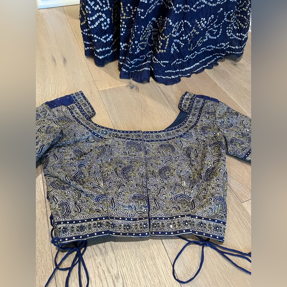 Bandhani Lehenga - blue and green, XS petite - Picture 10 of 12